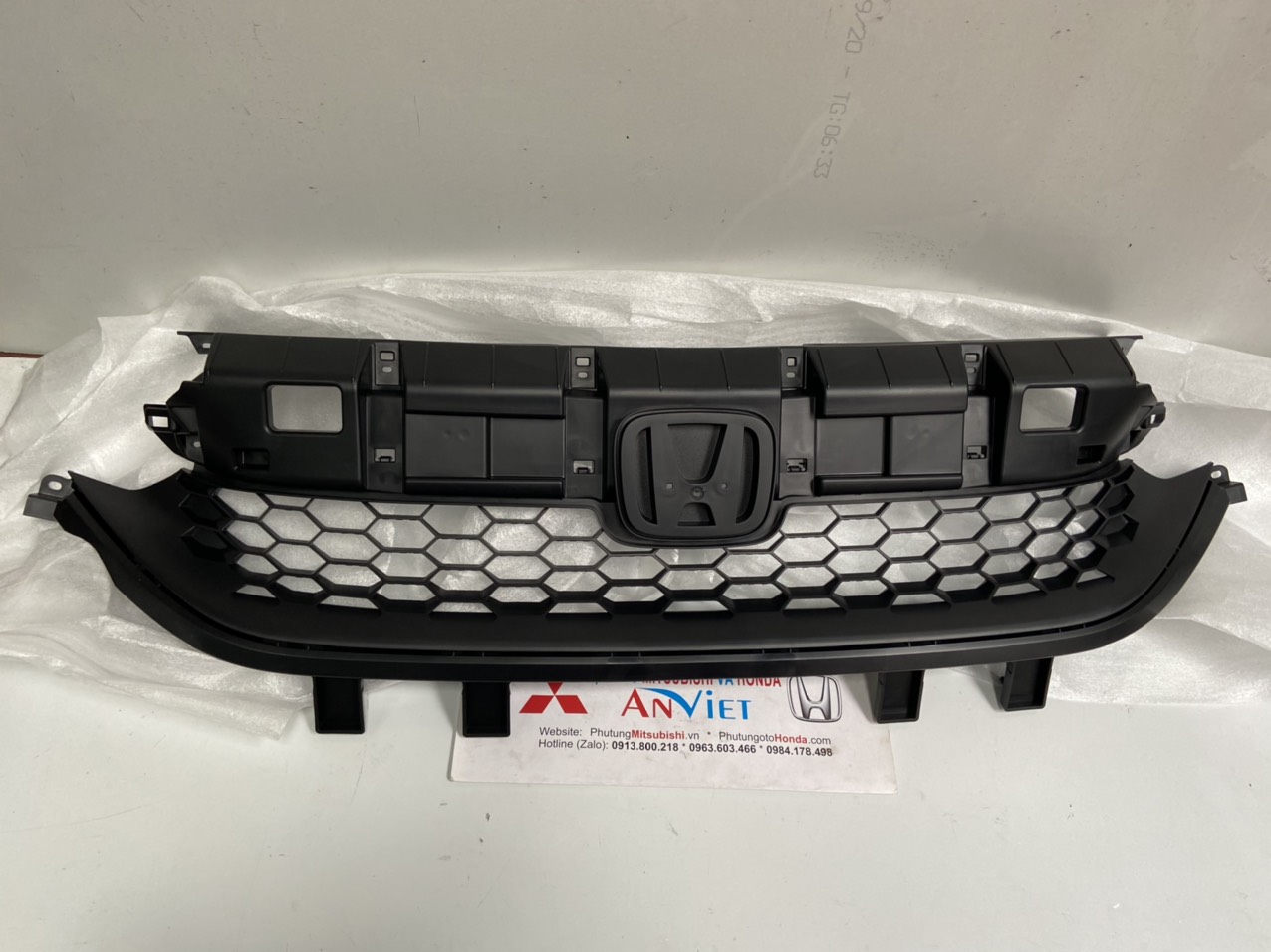 Mặt ca lăng xe Honda CITY 2021-2022 phần đế nhựa